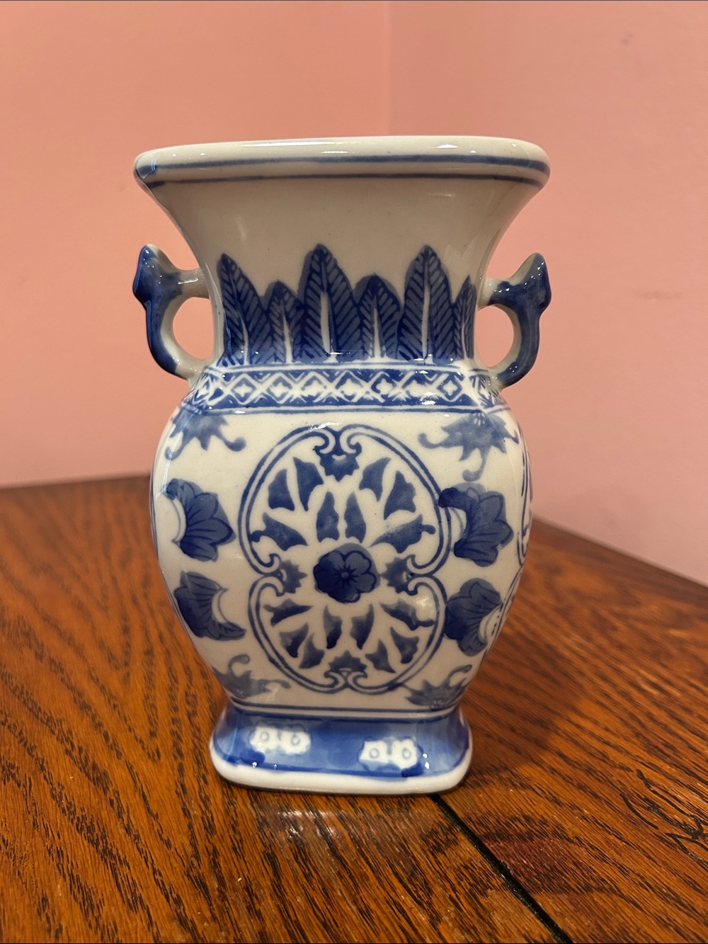 Blue and White Decorative Porcelain Vase